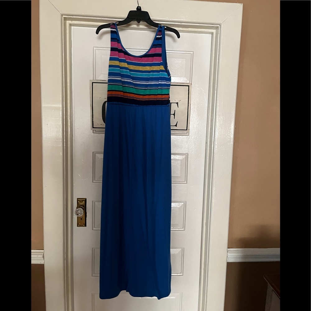 Red Camel size large maxi dress.